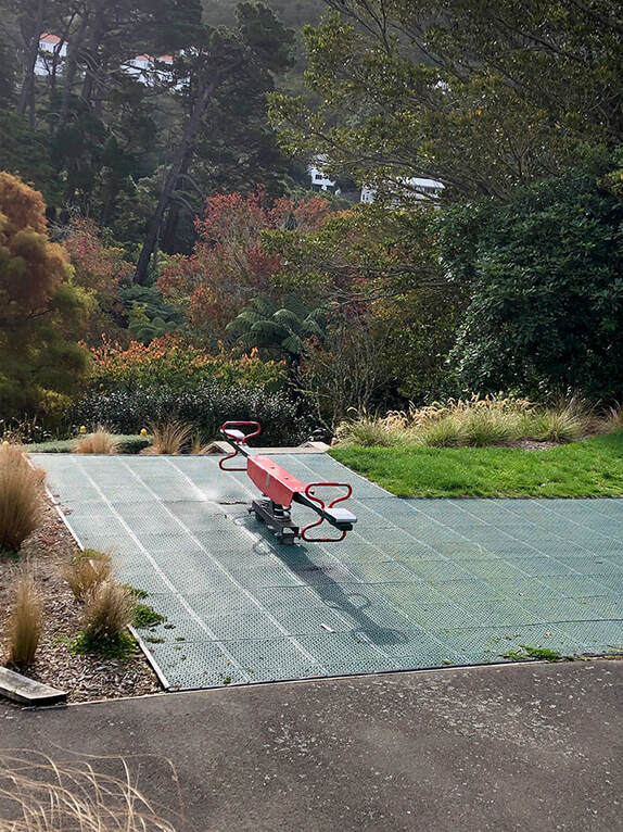 Mary Macpherson - 'Wellington 2020', 'A Month of Sundays - Responses to the Covid-19 Lockdown' online exhibition at PhotospaceGallery.nz, urban photography, photography during covid-19 lockdown in New Zealand 